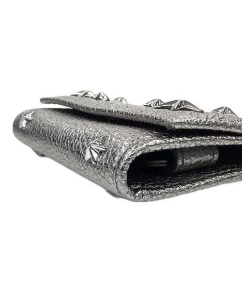 JIMMY CHOO（ジミーチュウ）JIMMY CHOO (ジミーチュウ) NEPTUNE UUR　キーケース シルバーの古着・服飾アイテム