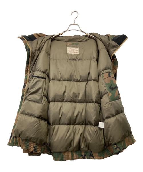 AVIREX（アヴィレックス）AVIREX (アヴィレックス) ダウンジャケット カーキ×グリーン サイズ:XLの古着・服飾アイテム