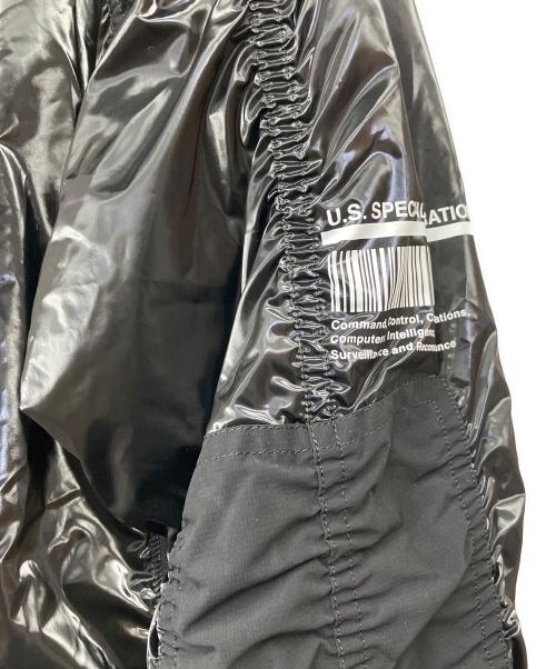 AVIREX（アヴィレックス）AVIREX (アヴィレックス) COMBAT PARKA ブラック サイズ:Mの古着・服飾アイテム