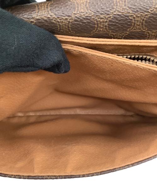 CELINE（セリーヌ）CELINE (セリーヌ) ショルダーバッグ ブラウンの古着・服飾アイテム
