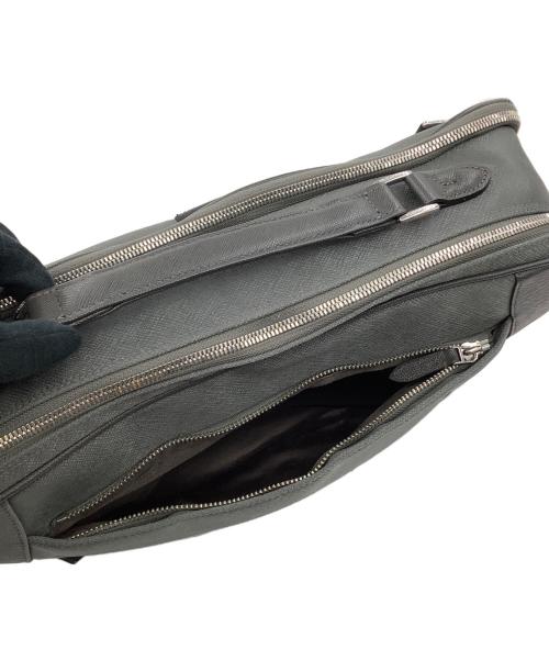 PELLE MORBIDA（ペッレモルビダ）PELLE MORBIDA (ペッレモルビダ) キャピターノ グレーの古着・服飾アイテム