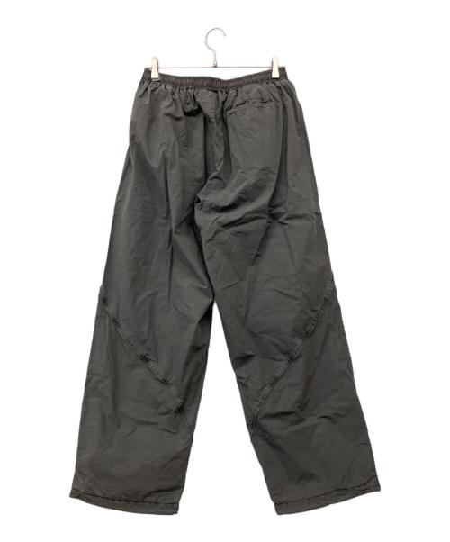 OPENING act（オープニングアクト）OPENING ACT (オープニングアクト) UMBRO (アンブロ) ジョガーパンツ グレー サイズ:S 未使用品の古着・服飾アイテム