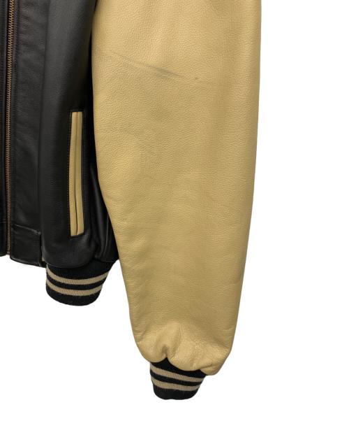 HARLEY-DAVIDSON（ハーレーダビッドソン）HARLEY-DAVIDSON (ハーレーダビッドソン) HARLEY-DAVIDSON　スタジャン ブラック×ベージュ サイズ:XLの古着・服飾アイテム