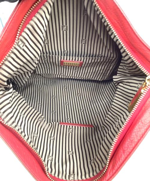 FENDI（フェンディ）FENDI (フェンディ) Leather Foldover Clutch Bag レッド×ブラウンの古着・服飾アイテム