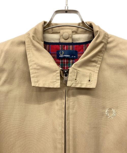 FRED PERRY（フレッドペリー）FRED PERRY (フレッドペリー) ハリントンマックコート ベージュ サイズ:XSの古着・服飾アイテム