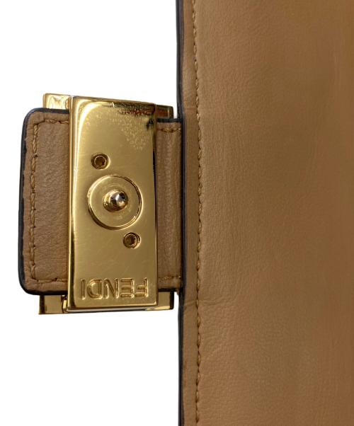 FENDI（フェンディ）FENDI (フェンディ) CONTINENTAL WALLET ベージュの古着・服飾アイテム