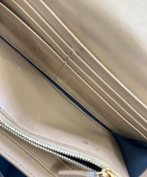 FENDI（フェンディ）FENDI (フェンディ) CONTINENTAL WALLET ベージュの古着・服飾アイテム