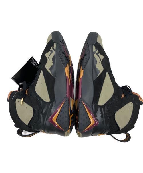 NIKE（ナイキ）NIKE (ナイキ) AIR JORDAN 7 RETRO ブラック×ベージュ サイズ:25.5 未使用品の古着・服飾アイテム