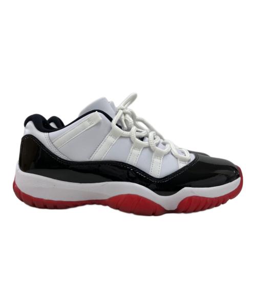NIKE（ナイキ）NIKE (ナイキ) AIR JORDAN 11 RETRO LOW ブラック×ホワイト サイズ:25の古着・服飾アイテム