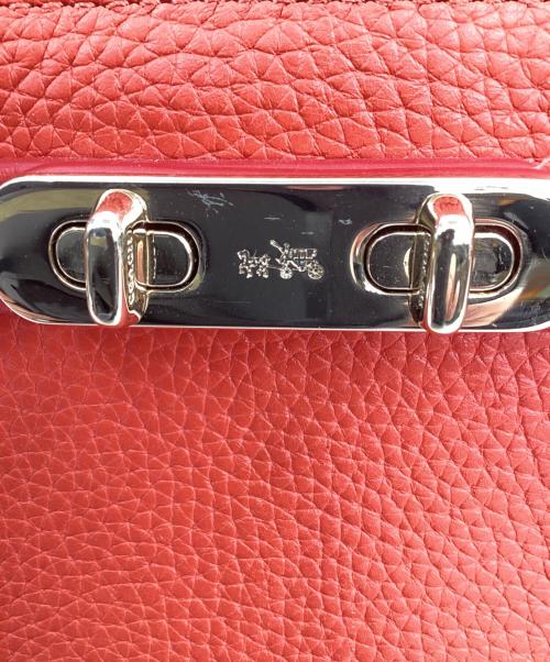 COACH（コーチ）COACH (コーチ) スワッガ― リストレット　ショルダーバッグ レッドの古着・服飾アイテム
