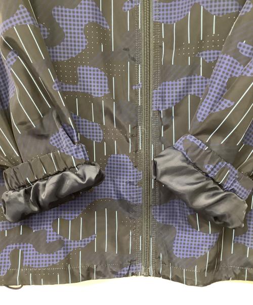 SPECIAL GUEST K.K.（スペシャルゲスト）SPECIAL GUEST K.K. (スペシャルゲスト) SHIRT PATTERN CAMO NYLON HOODED JACKET ブラック×ブルー サイズ:XLの古着・服飾アイテム