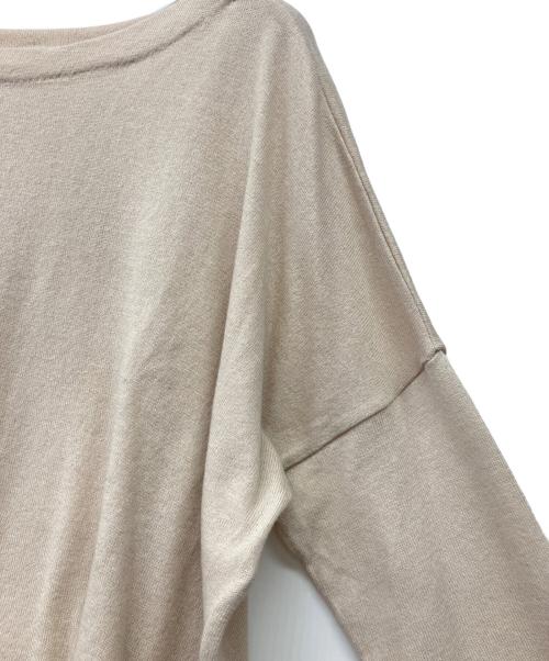 yoli（ヨリ）Yoli (ヨリ) 薄手ニット ベージュ サイズ:FREEの古着・服飾アイテム