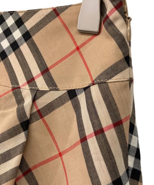 BURBERRY BLUE LABEL（バーバリー ブルー レーベル）BURBERRY BLUE LABEL (バーバリー ブルー レーベル) ノバチェックショートスカート ベージュ サイズ:36の古着・服飾アイテム