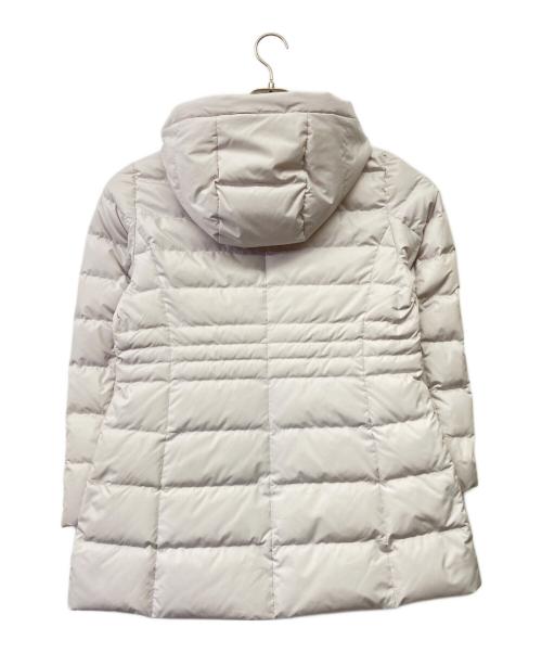 UNTITLED（アンタイトル）UNTITLED (アンタイトル) ダウンコート オフホワイト サイズ:02/M 未使用品の古着・服飾アイテム