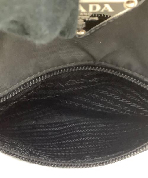 PRADA（プラダ）PRADA (プラダ) ナイロンショルダーバッグ ブラックの古着・服飾アイテム