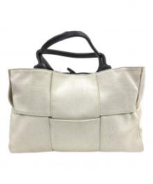 BOTTEGA VENETA（ボッテガベネタ）の古着「ミディアム ザ アルコトート」｜アイボリー