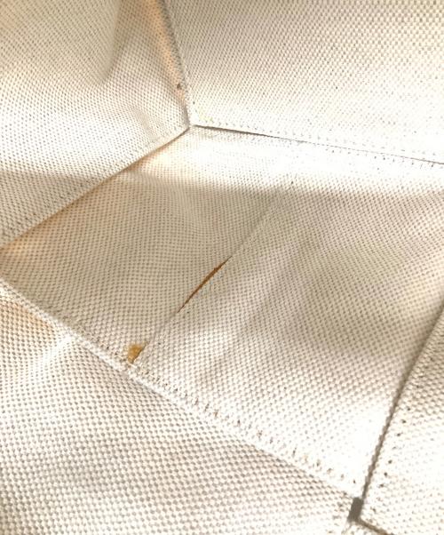 BOTTEGA VENETA（ボッテガベネタ）BOTTEGA VENETA (ボッテガベネタ) ミディアム ザ アルコトート アイボリーの古着・服飾アイテム