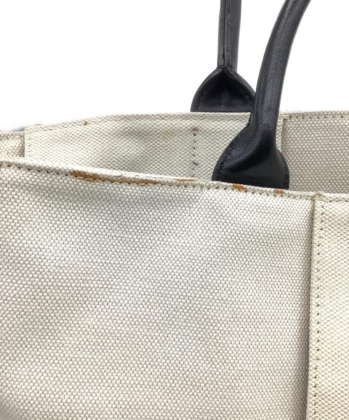 BOTTEGA VENETA（ボッテガベネタ）BOTTEGA VENETA (ボッテガベネタ) ミディアム ザ アルコトート アイボリーの古着・服飾アイテム