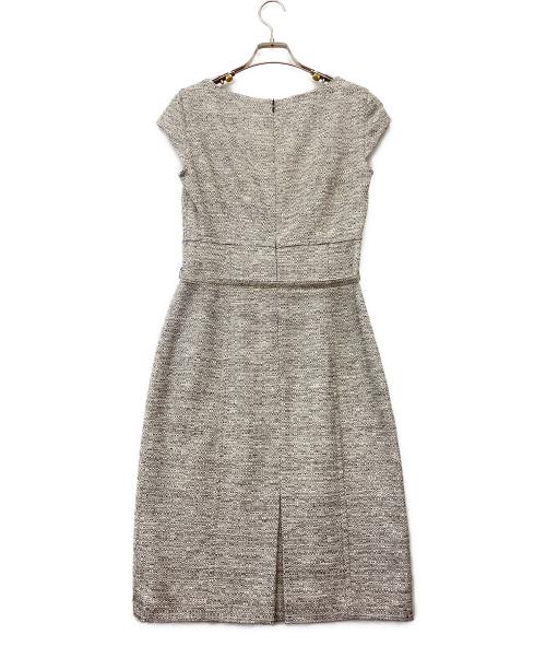 MaxMara（マックスマーラ）MaxMara (マックスマーラ) ベルテッドノースリーブワンピース ホワイト×ブラック サイズ:38 未使用品の古着・服飾アイテム