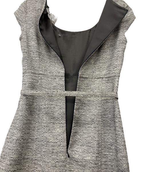 MaxMara（マックスマーラ）MaxMara (マックスマーラ) ベルテッドノースリーブワンピース ホワイト×ブラック サイズ:38 未使用品の古着・服飾アイテム