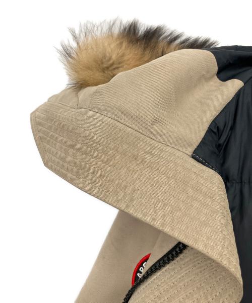 ARCTIC EXPLORER（アークティックエクスプローラー）ARCTIC EXPLORER (アークティックエクスプローラー) ダウンジャケット ベージュ サイズ:Mの古着・服飾アイテム