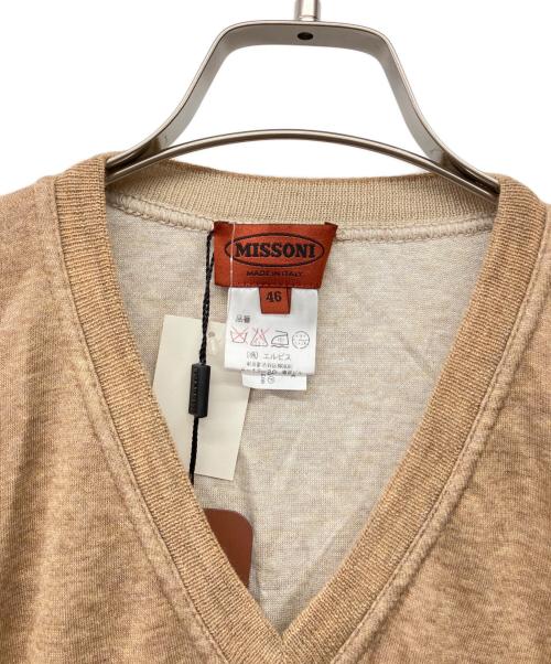 missoni（ミッソーニ）MISSONI (ミッソーニ) 薄手ニット ベージュ サイズ:46 未使用品の古着・服飾アイテム