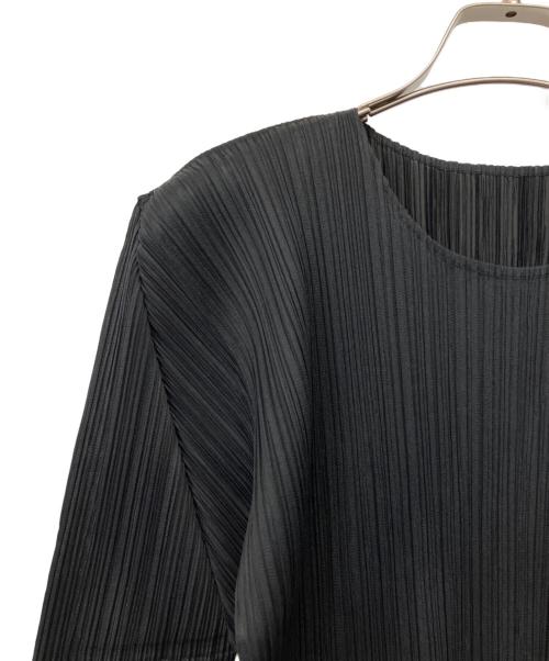 ISSEY MIYAKE（イッセイミヤケ）ISSEY MIYAKE (イッセイミヤケ) プリーツブラウス ブラック サイズ:Mの古着・服飾アイテム