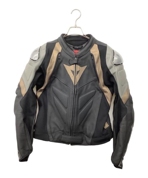 DAINESE（ダイネーゼ）DAINESE (ダイネーゼ) Avro 4 LEATHER 2PCS SUIT サイズ:48(M）の古着・服飾アイテム