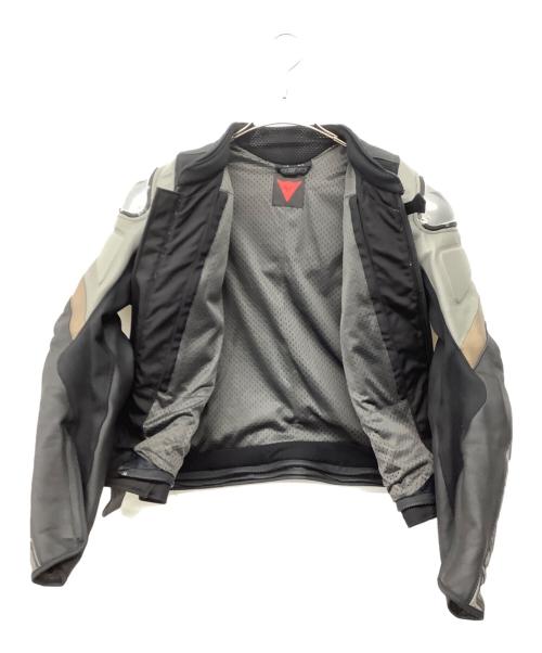 DAINESE（ダイネーゼ）DAINESE (ダイネーゼ) Avro 4 LEATHER 2PCS SUIT サイズ:48(M）の古着・服飾アイテム