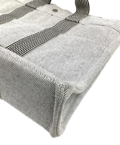 HERMES（エルメス）HERMES (エルメス) ニューフールトゥMM ライトグレーの古着・服飾アイテム