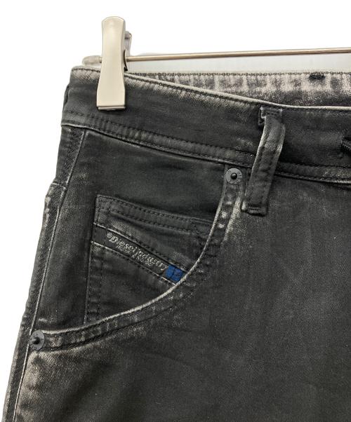 DIESEL（ディーゼル）DIESEL (ディーゼル) コーティングデニムパンツ ブラック サイズ:28の古着・服飾アイテム