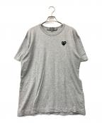 PLAY COMME des GARCONSプレイコムデギャルソン）の古着「ワッペン付ラウンドネックTシャツ」｜グレー