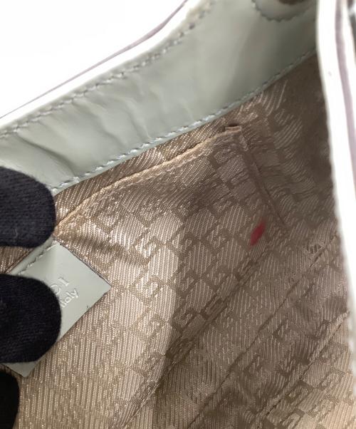 GUCCI（グッチ）GUCCI (グッチ) エナメルアクセサリーポーチ ミントグリーンの古着・服飾アイテム