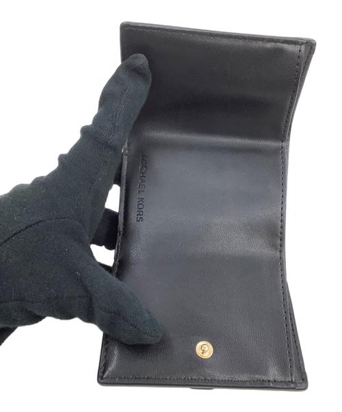 MICHAEL KORS（マイケル・コース）MICHAEL KORS (マイケル・コース) 3つ折り財布 ブラックの古着・服飾アイテム