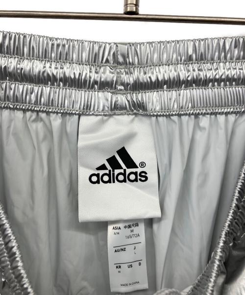 adidas（アディダス）adidas (アディダス) ジャージパンツ シルバー サイズ:L 未使用品の古着・服飾アイテム