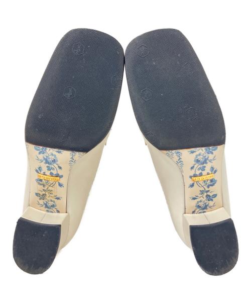 GUCCI（グッチ）GUCCI (グッチ) CRYSTAL MID HEEL LOAFER ベージュ サイズ:35 1/2の古着・服飾アイテム