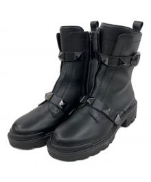 VALENTINO GARAVANI（ヴァレンティノ・ガラヴァーニ）の古着「Roman Stud combat boot」｜ブラック