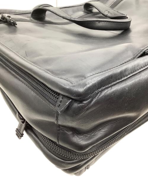 TUMI（トゥミ）TUMI (トゥミ) EXP オーガナイザーPCブリーフ ブラックの古着・服飾アイテム