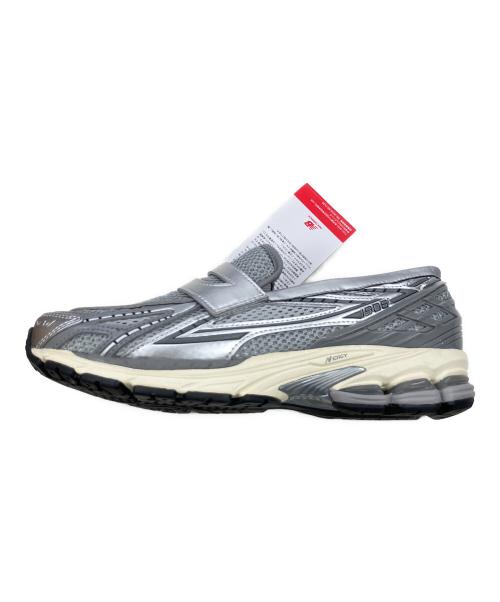 NEW BALANCE（ニューバランス）NEW BALANCE (ニューバランス) U1906LAE LOAFER Silver, Grey サイズ:28 未使用品の古着・服飾アイテム