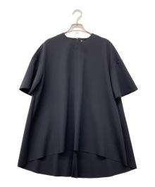 theory luxe（セオリーリュクス）の古着「《手洗い可》バックロングドレープTブラウス」｜ブラック