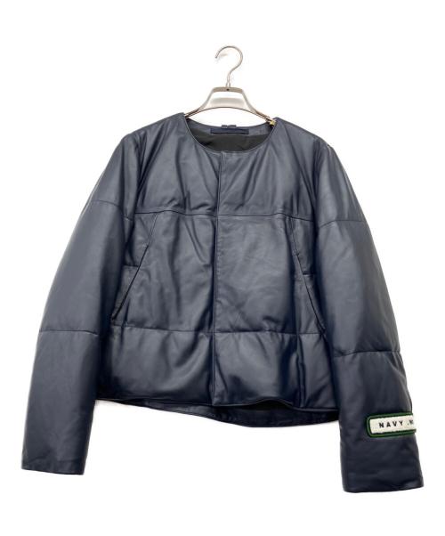 NAVY.WO（ネイビー・ウォ）NAVY.WO (ネイビー・ウォ) ダウンマフラー付ノーカラーレザーダウン ネイビー サイズ:2の古着・服飾アイテム