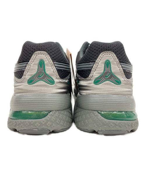asics（アシックス）asics (アシックス) KIKO KOSTADINOV (キコ・コスタディノフ) スニーカー グレー サイズ:28cm 未使用品の古着・服飾アイテム