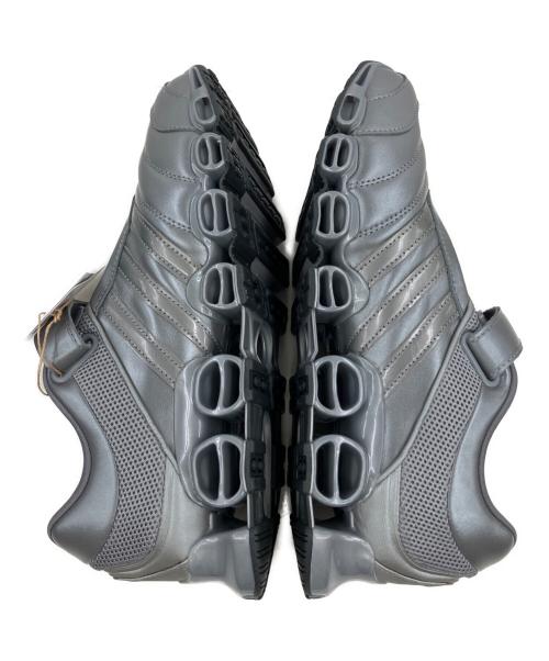 adidas（アディダス）adidas (アディダス) Taqwa Bint Ali MEGARIDE MARY-JANEスニーカー グレー サイズ:28 未使用品の古着・服飾アイテム