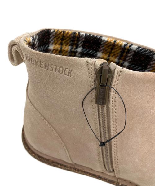BIRKENSTOCK（ビルケンシュトック）BIRKENSTOCK (ビルケンシュトック) MELROSE ANKLE BOOTS ベージュ サイズ:24.5cm 未使用品の古着・服飾アイテム