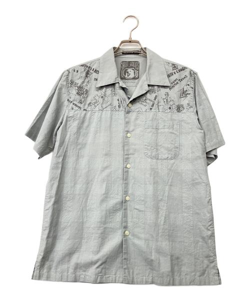 Thee Hysteric XXX（ジィ ヒステリックトリプルエックス）Thee Hysteric XXX (ジィ ヒステリックトリプルエックス) THE GHOST WOLVES S/S SHIRTS グレー サイズ:Mの古着・服飾アイテム