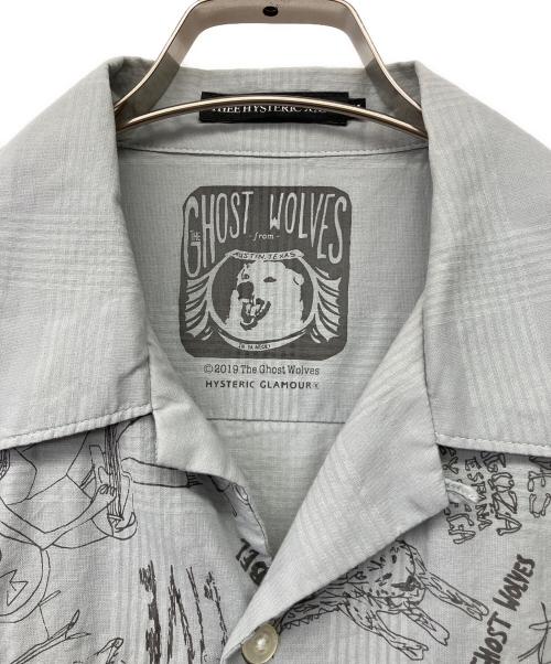 Thee Hysteric XXX（ジィ ヒステリックトリプルエックス）Thee Hysteric XXX (ジィ ヒステリックトリプルエックス) THE GHOST WOLVES S/S SHIRTS グレー サイズ:Mの古着・服飾アイテム