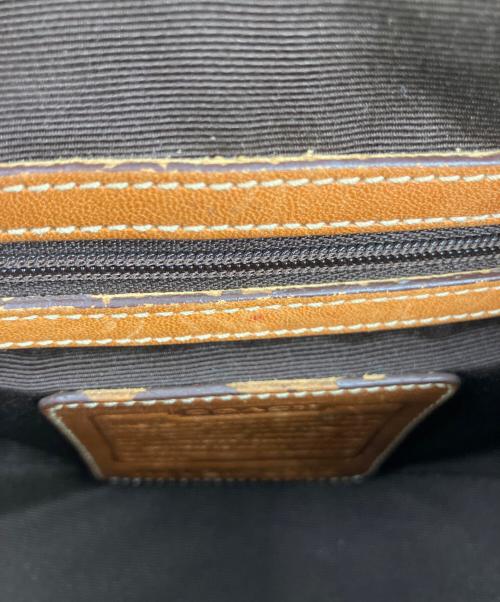 COACH（コーチ）COACH (コーチ) ハンドポーチ ブラウンの古着・服飾アイテム