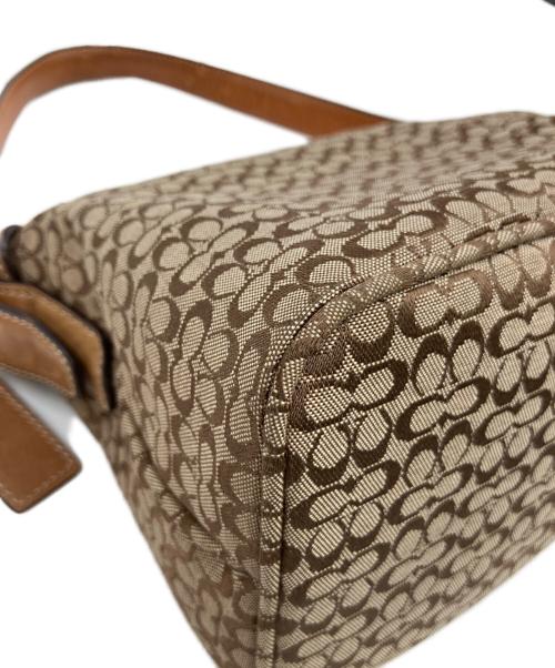 COACH（コーチ）COACH (コーチ) ハンドポーチ ブラウンの古着・服飾アイテム