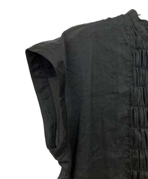 BALLSEY（ボールジィ）BALLSEY (ボールジィ) スムースラミー フロントシャーリングブラウス ブラック サイズ:36の古着・服飾アイテム