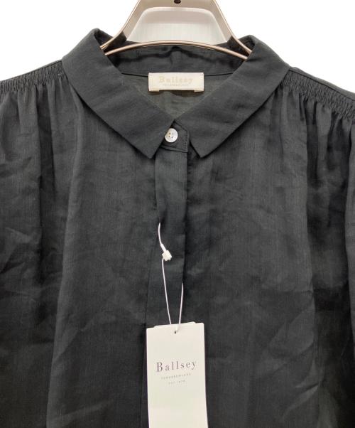 BALLSEY（ボールジィ）BALLSEY (ボールジィ) スムースラミー ハーフスリーブブラウス ブラック サイズ:36 未使用品の古着・服飾アイテム
